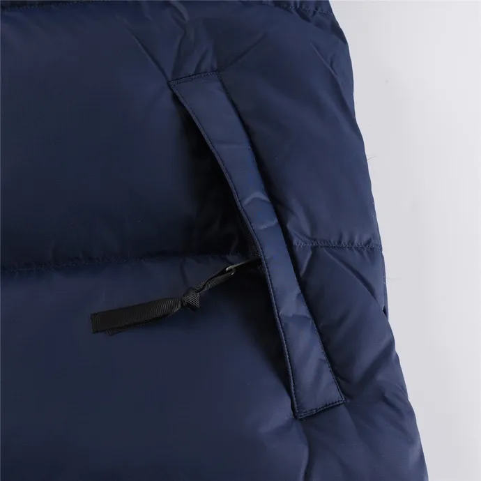 NFC The North Face 1996 Classic ： S+The North Face" 、 。 The North Face" 。The North Face。 。 , 。The North Face" , Yosemite Half Dome, 。️ ： ：RDS Quality 700 90 / 320g（ 20g） ： 1990 ， 。 ： ：YKK ISO 9000Quality ZP ：340TPremium ： ， ， Lightweight 。 Size：S-XXL